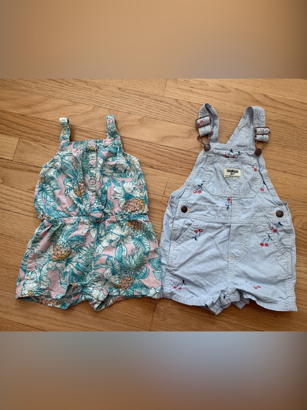 OshKosh B'gosh 18 M bundle rompers - floral and cherry